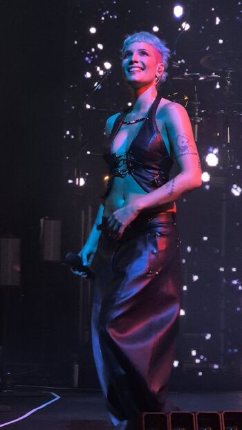 Full leaked Halsey page private onlyfans photo