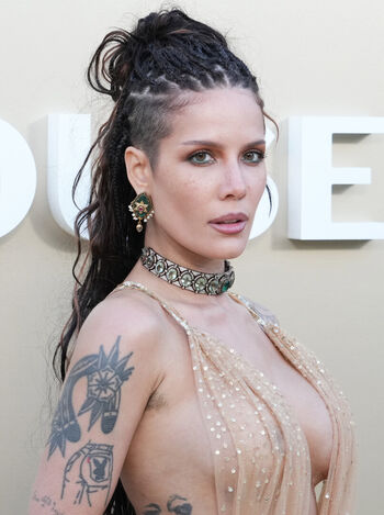 Full leaked Halsey page private onlyfans photo