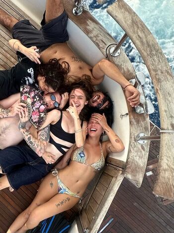 Full leaked Halsey private onlyfans photo
