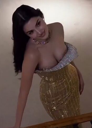 Full leaked Hande ercel page private onlyfans photo