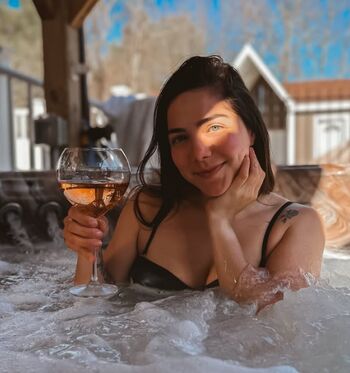 Full leaked Hanna aoqui private onlyfans photo