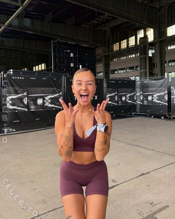 Full leaked Hannaahcarolina private onlyfans photo