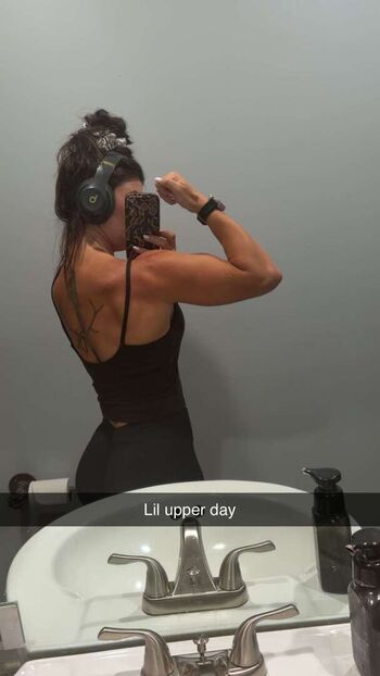 Full leaked Hannah barron private onlyfans photo