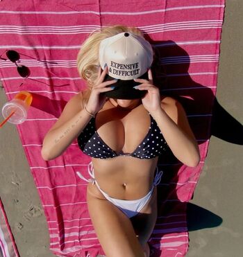 Full leaked Hannah k page private onlyfans photo