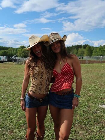 Full leaked Hannah schlenker page private onlyfans photo