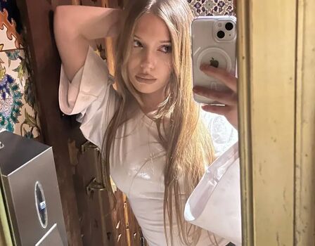 Full leaked Hannah schlenker private onlyfans photo