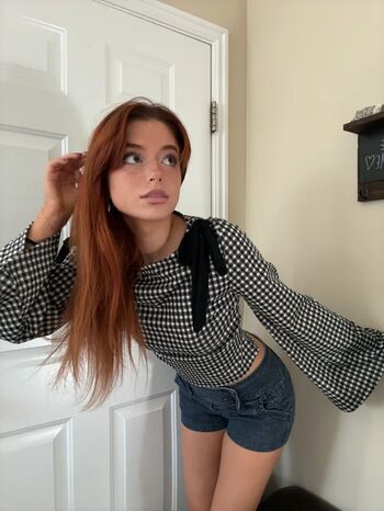 Full leaked Hannah stein page private onlyfans photo