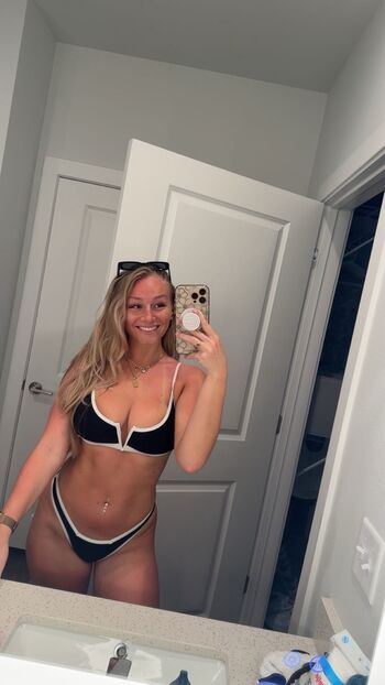 Full leaked Hannah woods private onlyfans photo