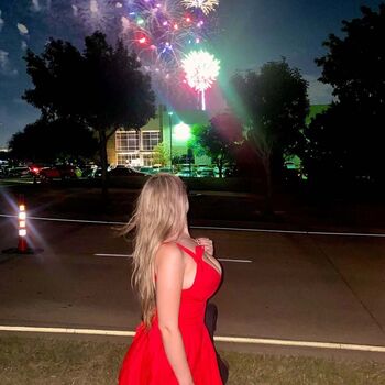 Full leaked Hannahhitchner private onlyfans photo