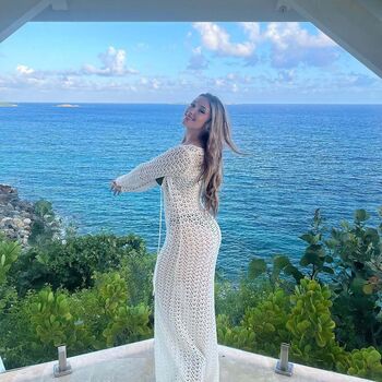 Full leaked Hannahhitchner private onlyfans photo
