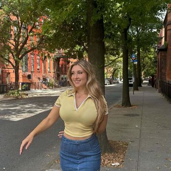 Full leaked Hannahhitchner private onlyfans photo