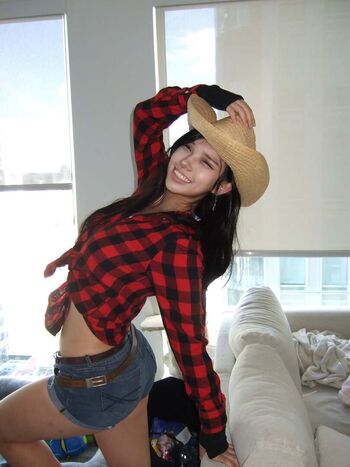 Full leaked Hannahkae private onlyfans photo