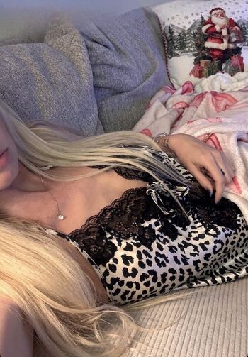 Full leaked Hannahsiegel private onlyfans photo
