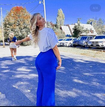 Full leaked Hannahsisak private onlyfans photo