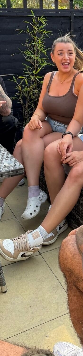 Full leaked Hannahwoodberry private onlyfans photo