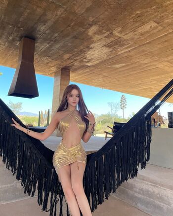 Full leaked Hannahxu private onlyfans photo