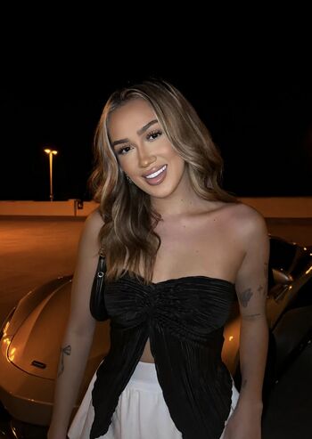 Full leaked Hannaleixoxo private onlyfans photo