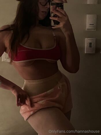 Full leaked Hannashouse private onlyfans photo