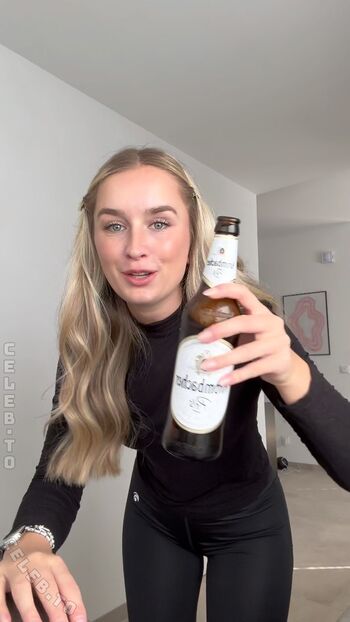 Full leaked Hannifu private onlyfans photo