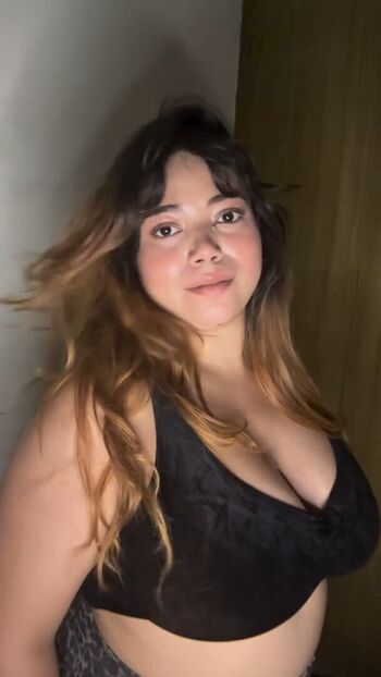 Full leaked Hanswahini private onlyfans photo
