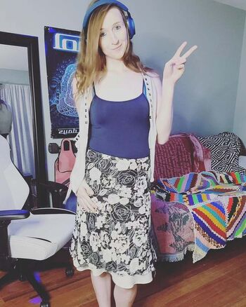 Full leaked Happygoluckytgirl private onlyfans photo