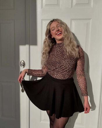 Full leaked Happyhappygal page private onlyfans photo