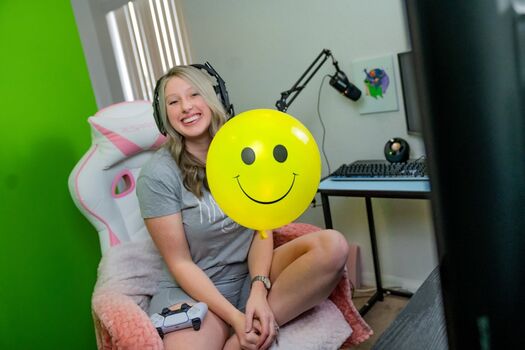 Full leaked Happyhappygal private onlyfans photo