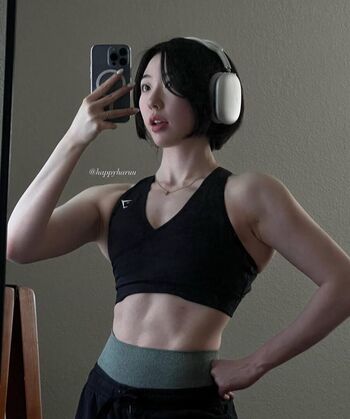 Full leaked Happyharuu private onlyfans photo