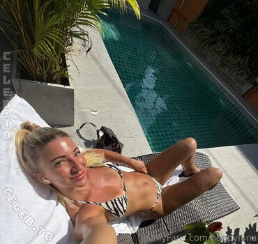 Full leaked Happyluna private onlyfans photo