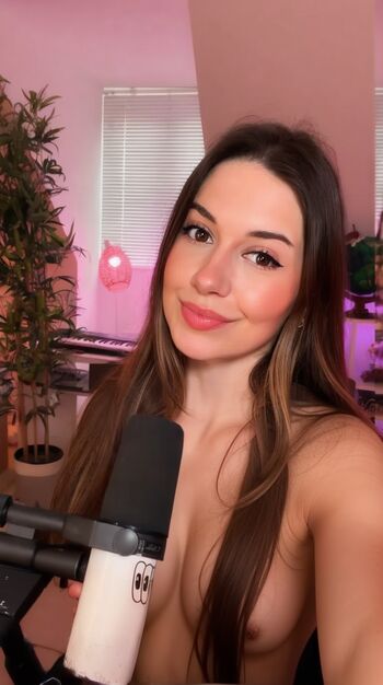 Full leaked Harriesilver private onlyfans photo