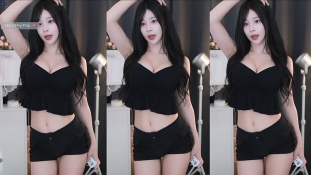 Full leaked Haruzzxng private onlyfans photo