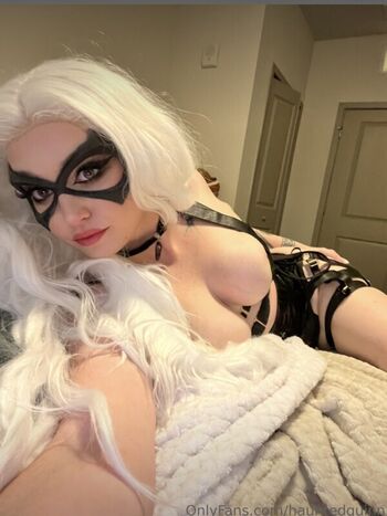 Hauntedhostess