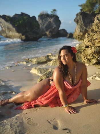 Full leaked Hawaii baddies private onlyfans photo