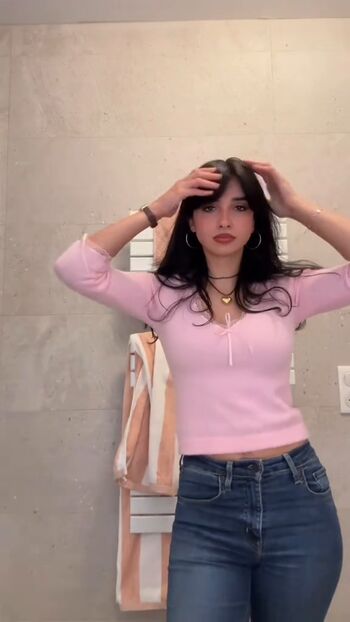 Full leaked Hawnie private onlyfans photo