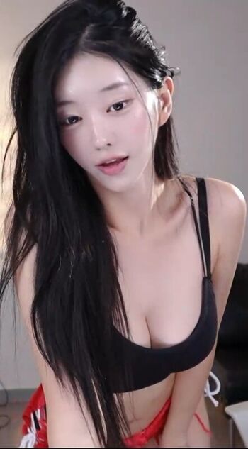 Full leaked Haxxnini private onlyfans photo
