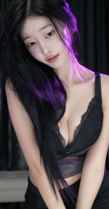 Full leaked Haxxnini private onlyfans photo
