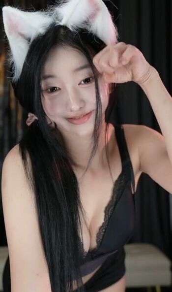 Full leaked Haxxnini private onlyfans photo