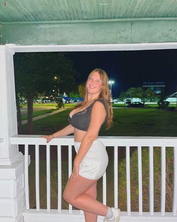 Full leaked Hayley page private onlyfans photo