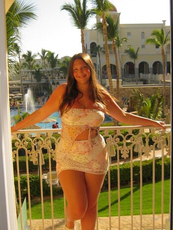 Full leaked Hayley private onlyfans photo