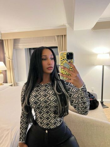 Full leaked Hayleykarrina private onlyfans photo