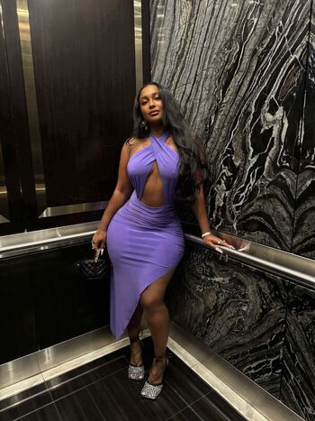 Full leaked Hayleykarrina private onlyfans photo