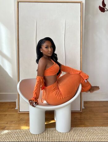 Full leaked Hayleykarrina private onlyfans photo