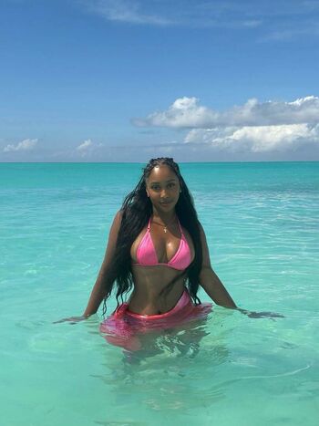 Full leaked Hayleykarrina private onlyfans photo