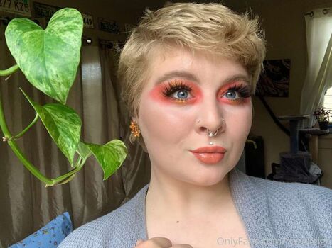Full leaked Hazel leigh private onlyfans photo
