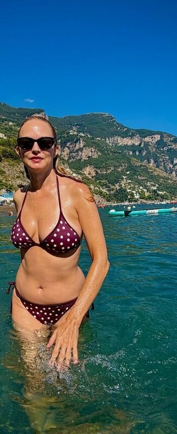 Full leaked Heather graham page private onlyfans photo