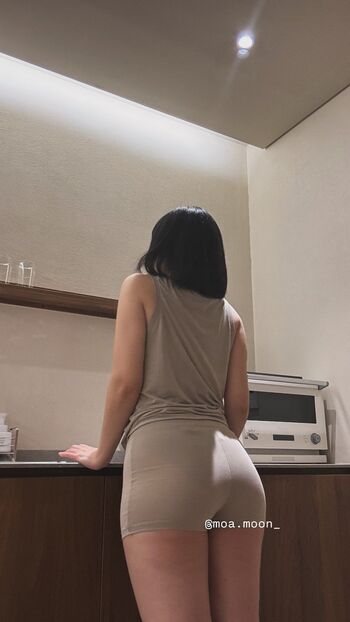 Full leaked Heeheemoon page private onlyfans photo