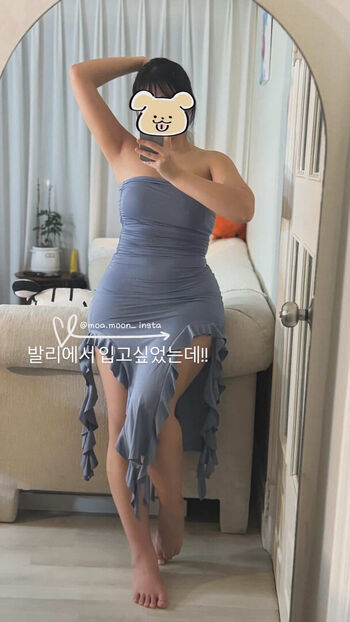 Full leaked Heeheemoon private onlyfans photo