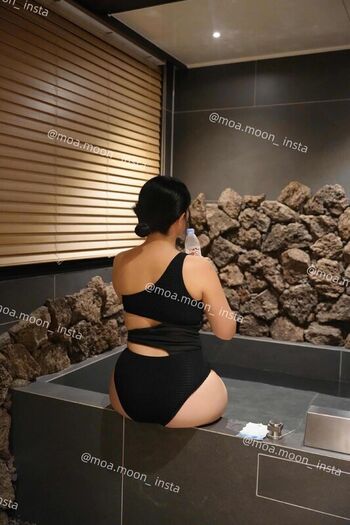 Full leaked Heeheemoon private onlyfans photo