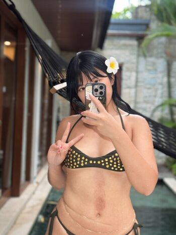 Full leaked Heeheemoon private onlyfans photo