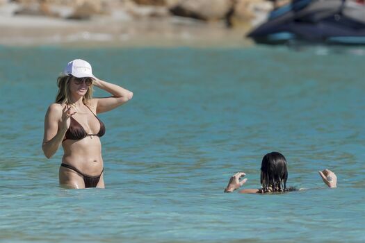 Full leaked Heidi klum  page private onlyfans photo